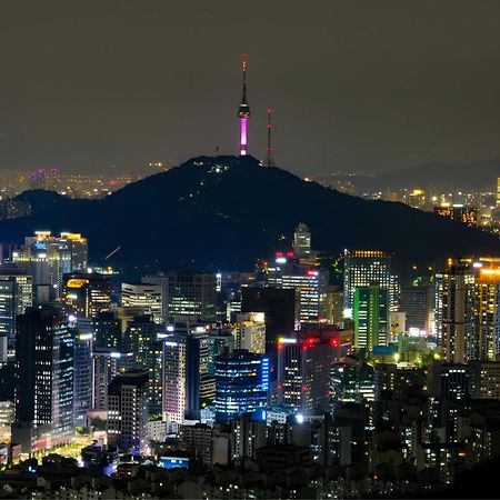 Hotel Myeongdong Seoul Bagian luar foto