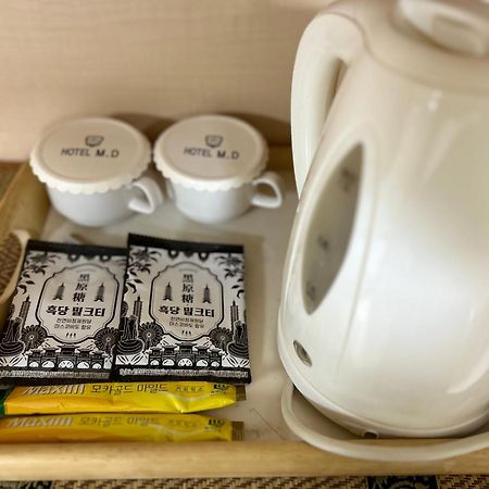 Hotel Myeongdong Seoul Bagian luar foto
