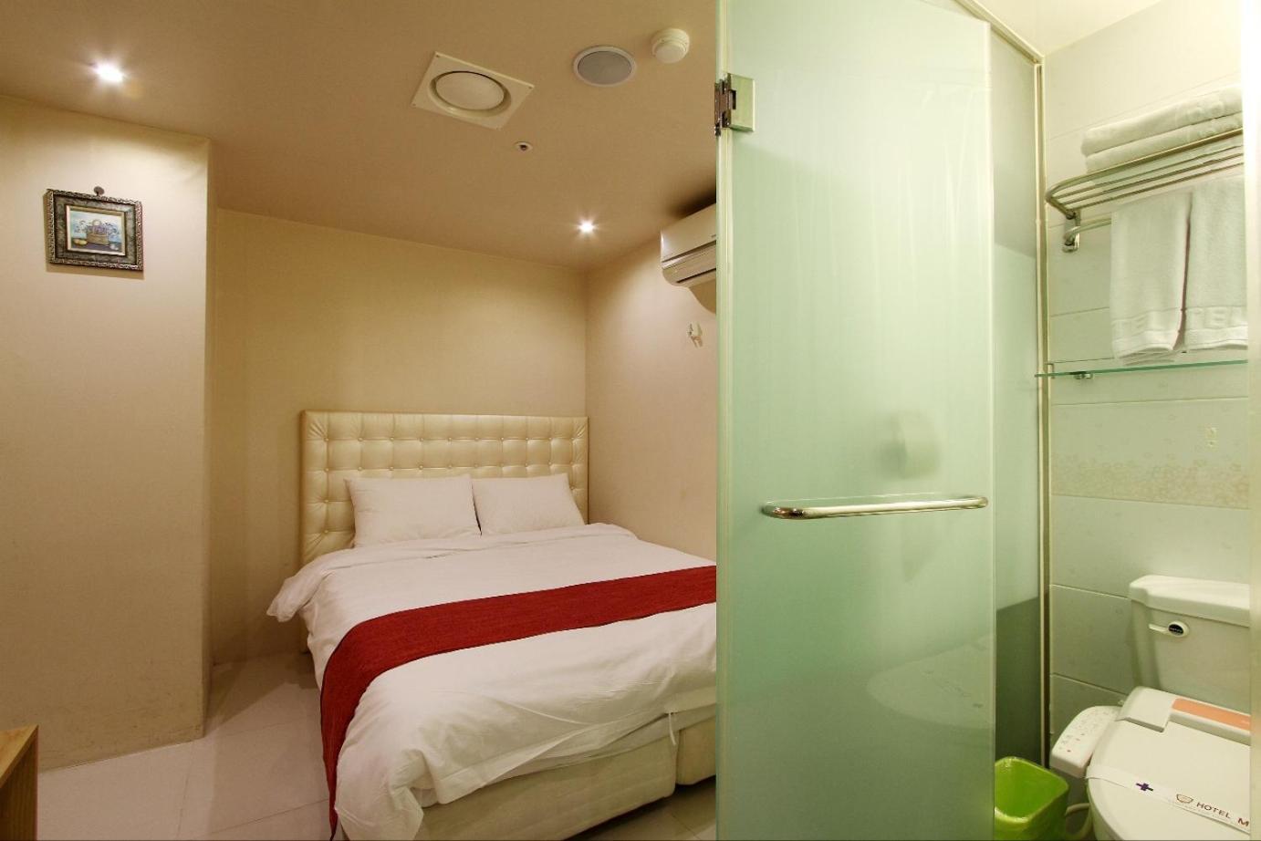 Hotel Myeongdong Seoul Bagian luar foto