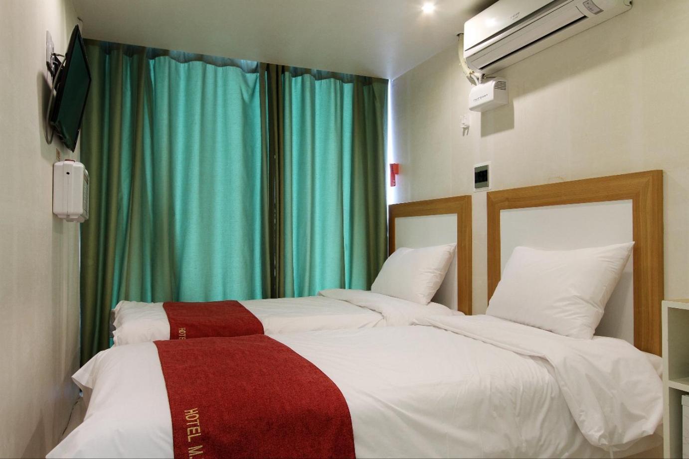 Hotel Myeongdong Seoul Bagian luar foto